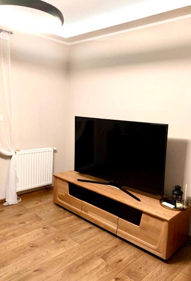Ferienwohnung Apartament Sajowy Z Miejscem Postojowym W Garazu Podziemnym Thorn Exterior foto
